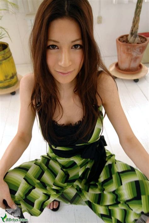 日本丰满性感燎人的女优anri Suzuki铃木杏里亚洲人体 人体美媚馆