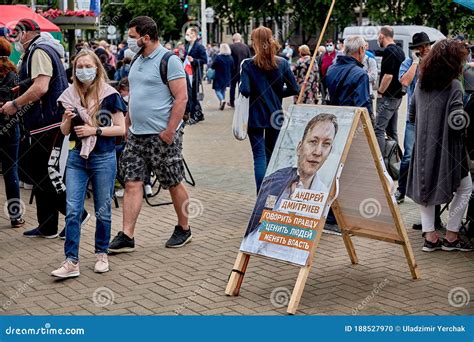 June 7 2020 Minsk Belarusian People Walk Down The Street Editorial