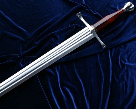 Custom T Swords Battle Ready Medieval Sword Knight Sword Etsy