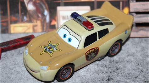Mattel Disney Cars On The Road Lightning Mcqueen Deputy Hazard Police