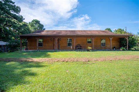 Country Home For Sale In Clarksville 234900