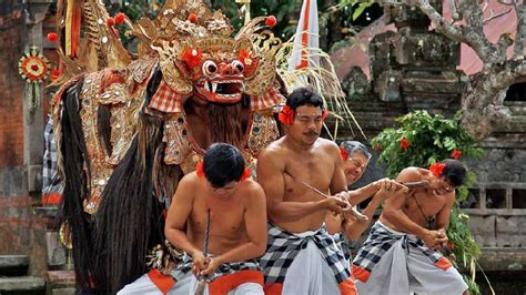 Bali Kintamani And Barong Dance