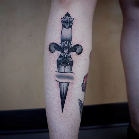 aggregate 62 dagger shin tattoo best in cdgdbentre