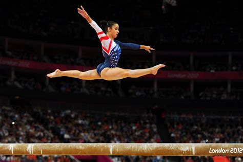 Club de gimnasia y esgrima la plata, also known simply as gimnasia, is a professional argentine sports club based in the city of la plata, buenos aires province. La gimnasia