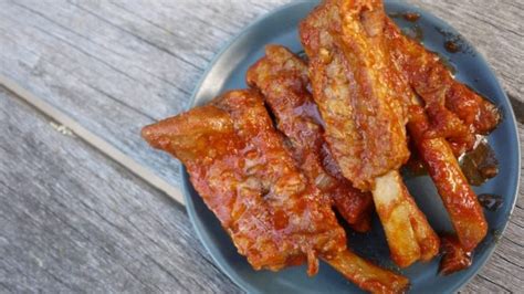 It's not rocket science, just ribs cooked in the slow cooker and finished in the oven. Slow Cooker BBQ Pork Spare Ribs - What Great Grandma Ate