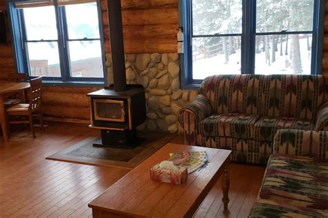 7 Stunning Cabins In Canmore 2022 Edition