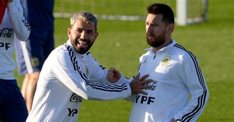Sergio leonel agüero del castillo, also known as kun agüero, is an argentine professional footballer who plays as a striker for la liga club. Aguero Barca - Man City Star Sergio Aguero Eyed By ...