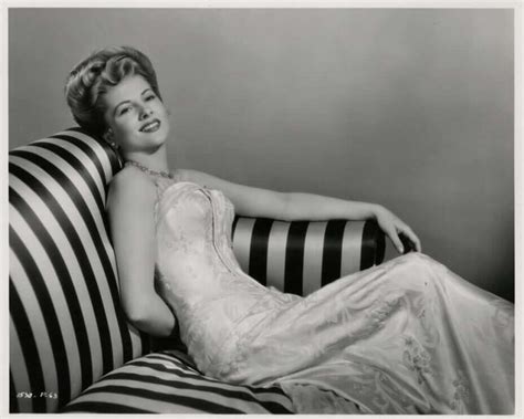 The Hottest Photos Of Joan Fontaine Thblog