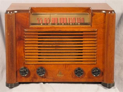 The uk 1940s radio stationdoncaster20s 30s 40s 50s 60s, oldies. Emerson Radio (1940s?) - SOLD! - item number 1170162