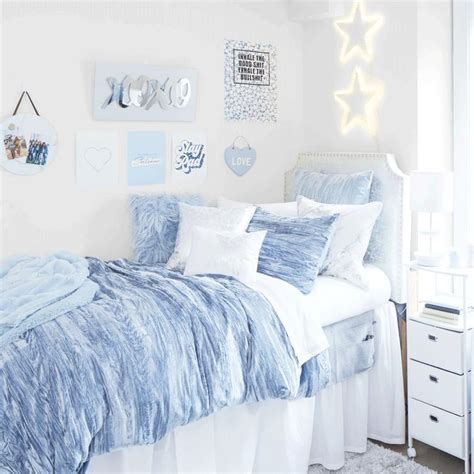 Cozy Aesthetic Blue Bedroom Dengan Santai