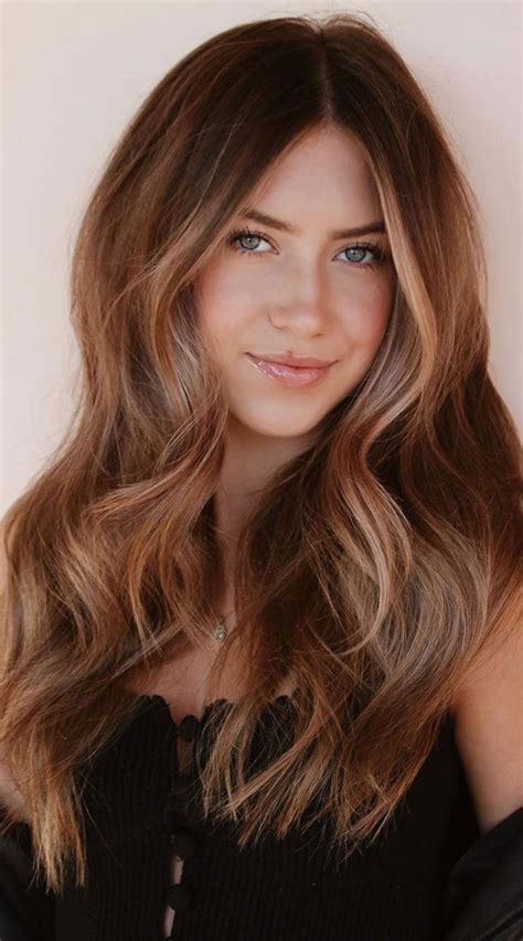 Best Hair Colours To Look Younger Cinnamon Beauty