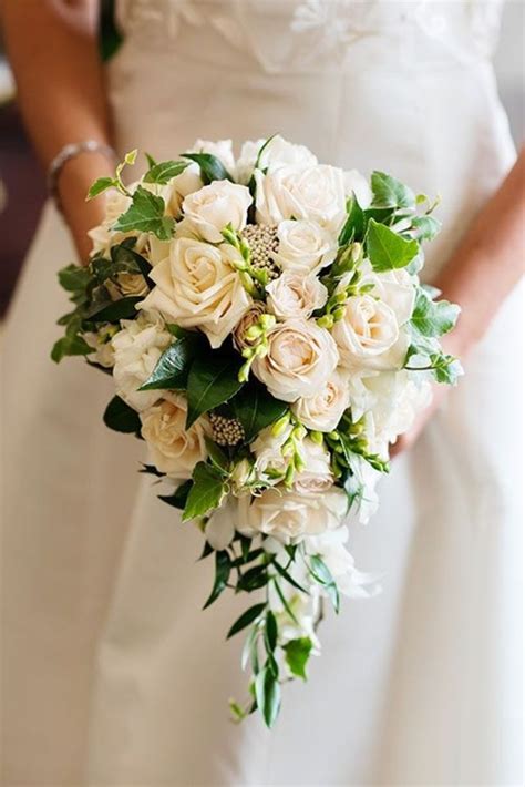 20 Stunning Cascading Bridal Bouquets