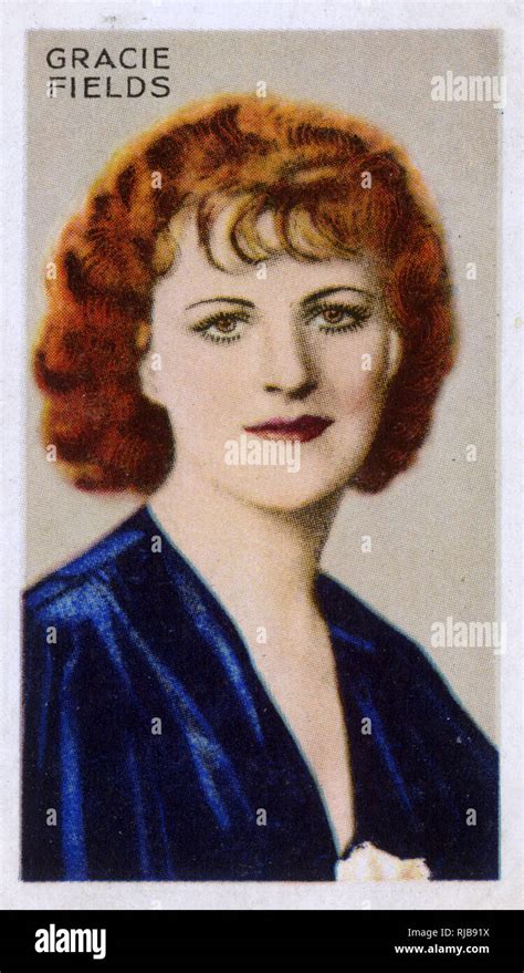 Gracie Fields 1930s Hi Res Stock Photography And Images Alamy