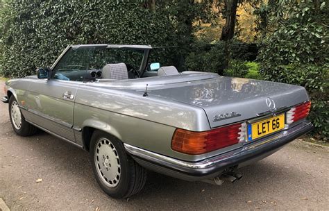 Effective in reducing exhaust emissions, this environmentally friendly technology came with all sl models in the r 107 series. 1989 Mercedes 300 sl R107 For Sale | Car And Classic