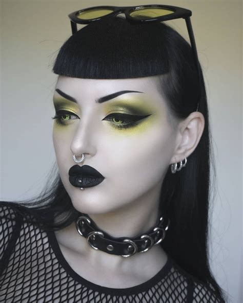 Pin By Bethany Walker On ~ Kiss And Makeup ~ Punk Makeup Gothic Makeup Alternative Makeup