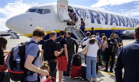 Ryanair Pilot Salary Ryanair Joins Ba In Strike Action How Much Do