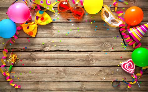 The plush family) is a mexican family sitcom created by eugenio derbez.the series aired from august 7, 2002 to september 16, 2012 on the channel canal de las estrellas. Download wallpapers Happy Birthday, holiday accessories ...