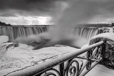 Horseshoe Falls By Shannon Cory Fall Niagara Falls Shannon