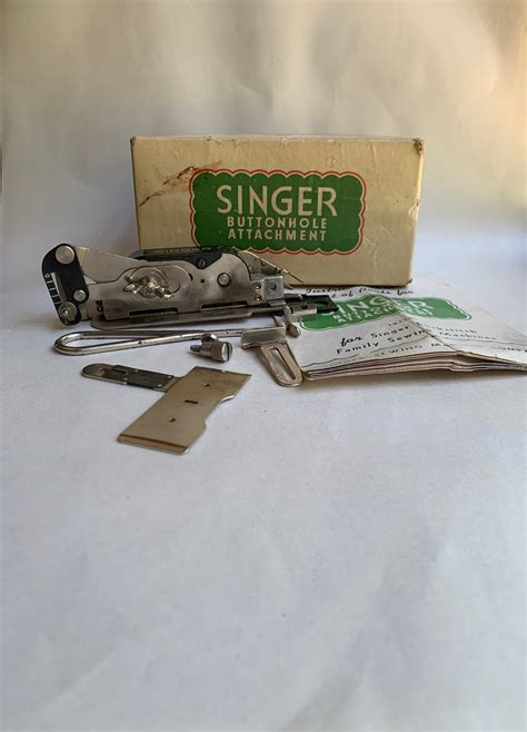 Vintage Singer Buttonhole Attachment 121795 With Original Box