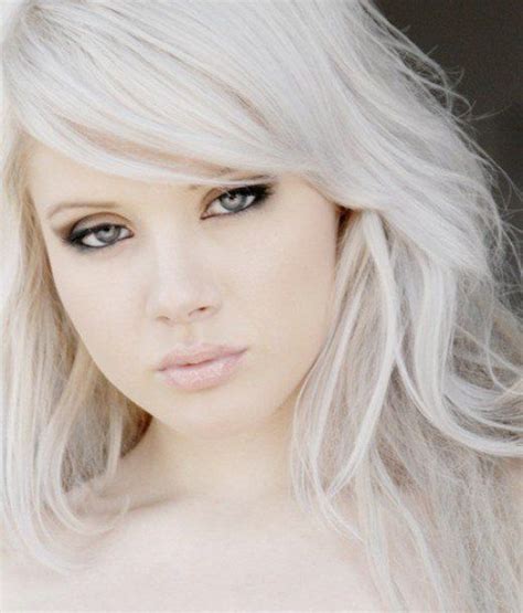 How To Dye Your Hair White At Home White Blonde Hair Platinum Blonde