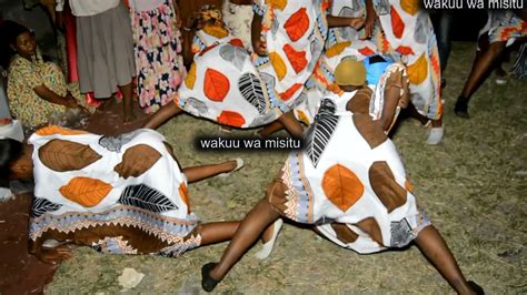 Kigodoro Baikoko Mapouka Dance Kibaokata Kanga Moko Wakifanya Nyao Youtube
