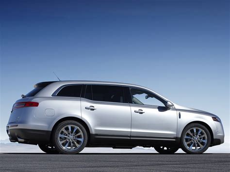 The mean kinetic temperature can be expressed as: LINCOLN MKT specs & photos - 2009, 2010, 2011, 2012 ...