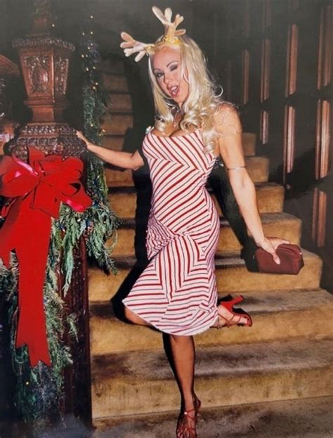 Playboy Mansion Carpet Was Dripping In Diarrhoea As Former Bunny Shares Picture Daily Star