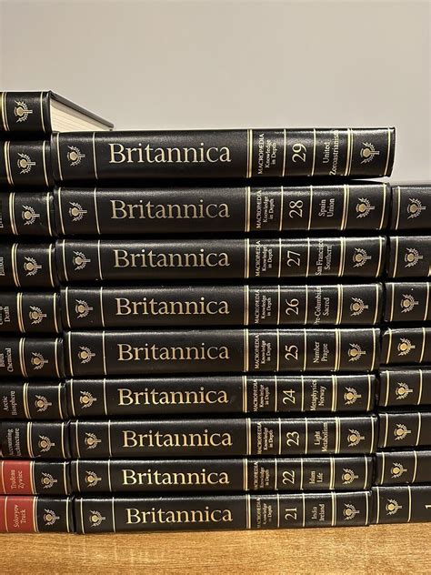 Encyclopedia Britannica 15th Edition 37 Volumes Complete Set Leather