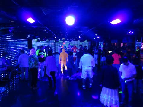 Bliss Ultra Lounge Nightclub Neon Dance Floor On The Norwe Flickr