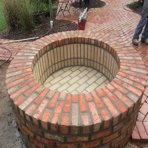 There are specific circumstances and people with a particular set of skills who can install diy fire pits using a fire pit kit. Brick Fire Pit Ideas | FIREPLACE DESIGN IDEAS