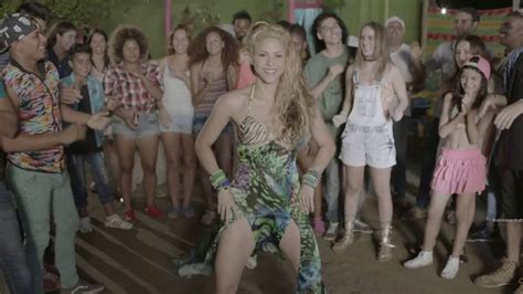 Shakira Dancing Amazing Dance Moves Youtube