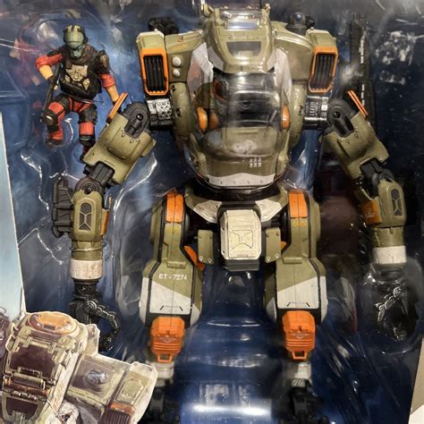 2017 Mcfarlane Toys Titanfall 2 10 Deluxe Action Figure Bt 7274