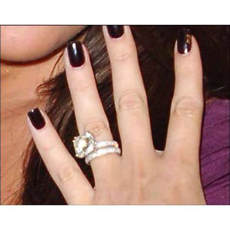 We Love Khloe Kardashians Engagement Ring Do You Wedding Rings