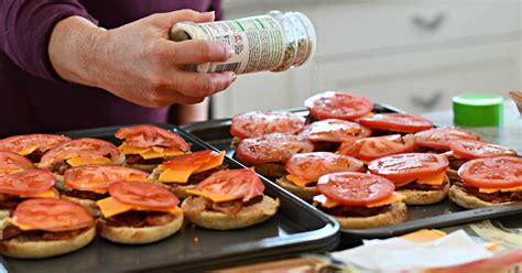 Baked Tomato And Bacon English Muffins Easy Breakfast Idea