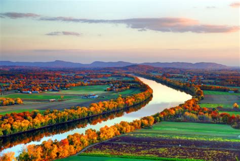 Connecticut River In Autumn Stock Photo - Download Image Now - iStock