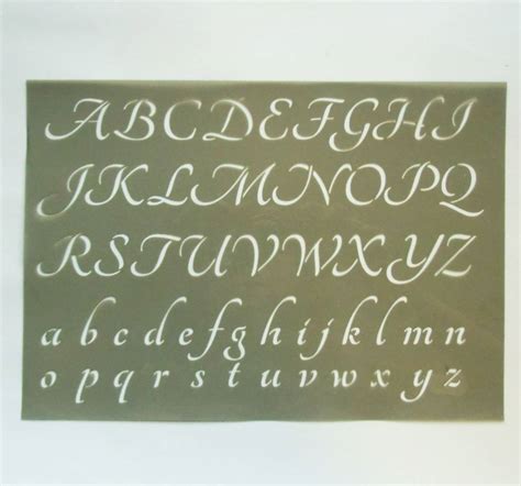 Písma této kategorie «ozdobná písma». Šablóna - 20x30 cm - abeceda, ozdobné písmo, písmená ...