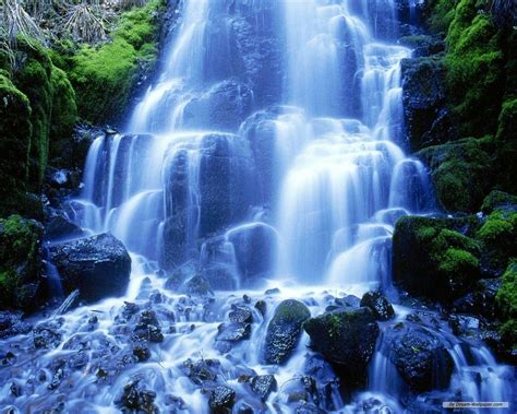 moving waterfall wallpapers top free moving waterfall backgrounds wallpaperaccess