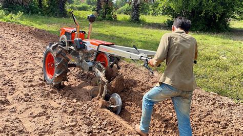 Tractor Kubota Zt 155 Di Plow Field Sand Walkingkubota Trachang