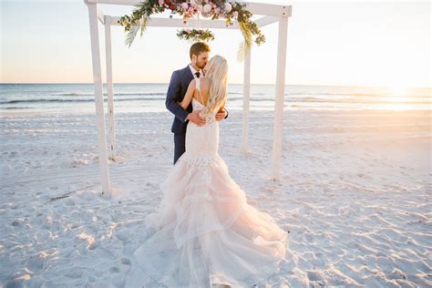 Beach Wedding Photography Tips