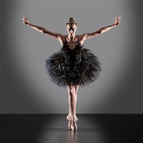 Dance Richard Calmes Photographer Black Swan Maggie Ellington