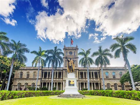 Downtown Honolulu Book Oahu Tours Activities And Things To Do With