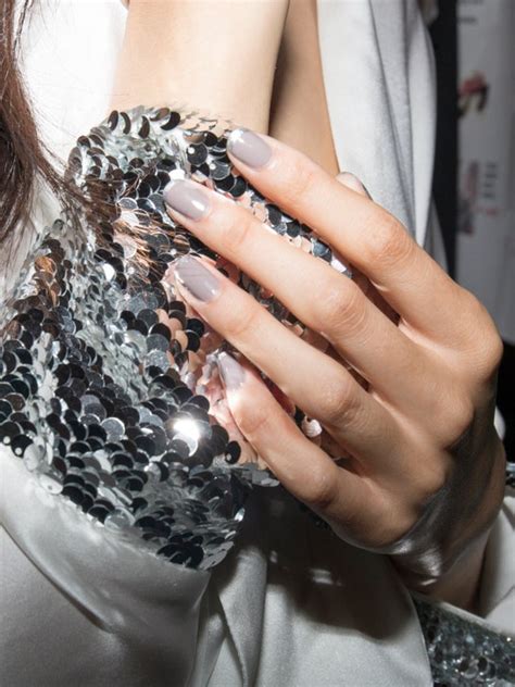 The Best Manicures Of Nyfw Springsummer 2018 Allure