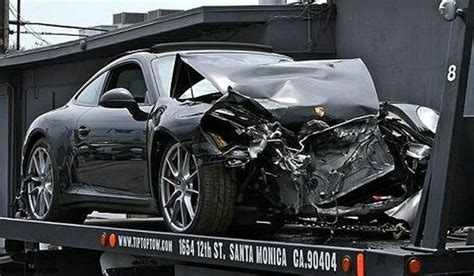 Wrecked Supercars 50 Pics