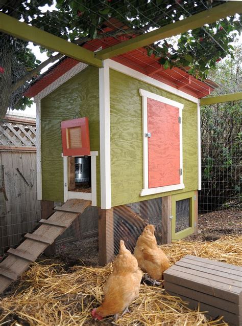 Simple To Build Chicken Coops For Beginners The DIY Blog Backyard Chicken Coop Plans Urban