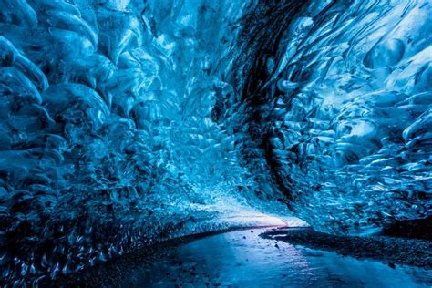Windows 10 Ice Cave Wallpaper