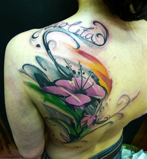 36 Beautiful Shoulder Flower Tattoos