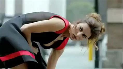 Italian Woman FIAT Abarth TV Commercial Featuring Catrinel Menghia Video Dailymotion