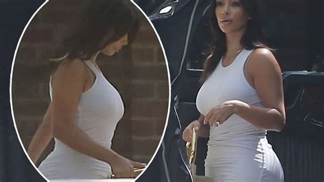 Kim Kardashian Flaunts Famous Kurves In Skintight Dress Before Posting Family Snap For Grandma S