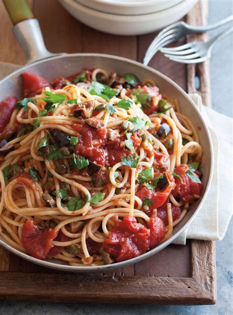 Spaghetti Alla Puttanesca 1mrecipes