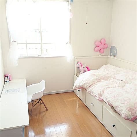 Apr 25, 2019 · 女の子の部屋. 部屋全体/女の子部屋/イームズチェアリプロダクト/IKEA ...